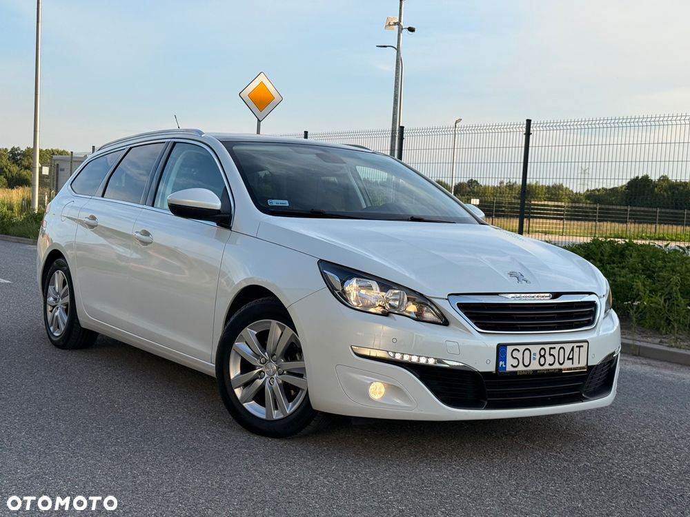 Peugeot 308 1.6 BlueHDi Allure S&S - 11