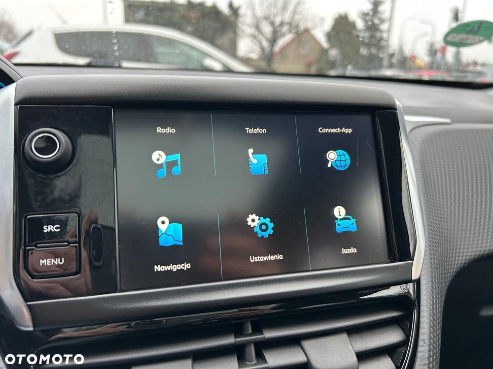 Peugeot 2008 1.2 Pure Tech Allure S&S - 36