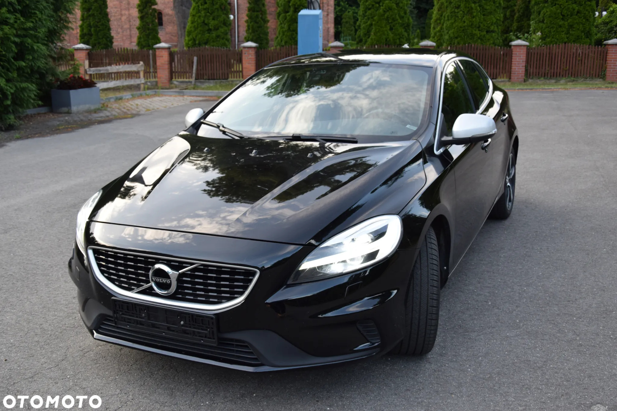 Volvo V40 D2 Drive-E SCR R-Design Momentum - 10