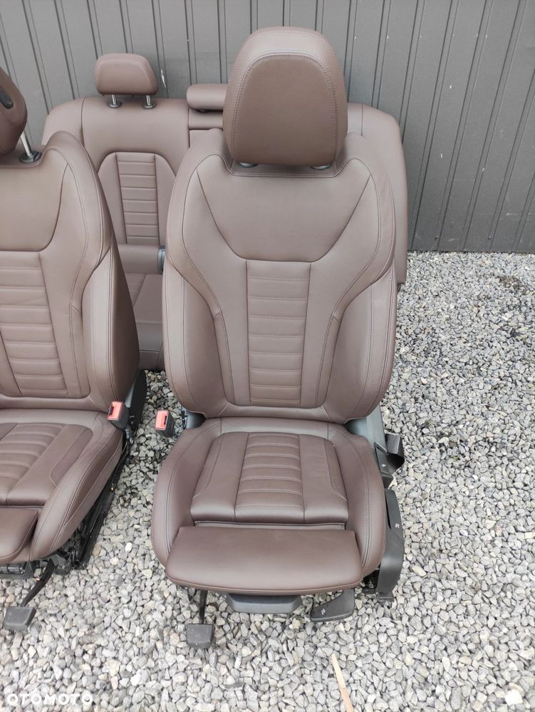FOTELE KANAPA BOCZKI BRĄZOWA SKÓRA BMW G20 EUROPA CH - 2