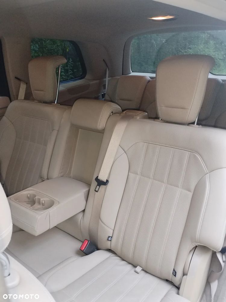 Mercedes-Benz GL - 14