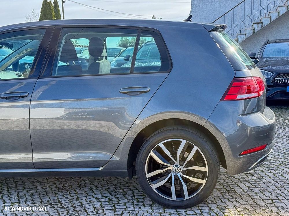 VW Golf 1.0 TSI Confortline - 11