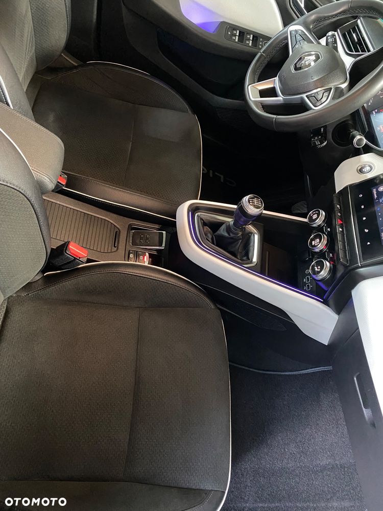 Renault Clio TCe 90 BUSINESS EDITION - 9