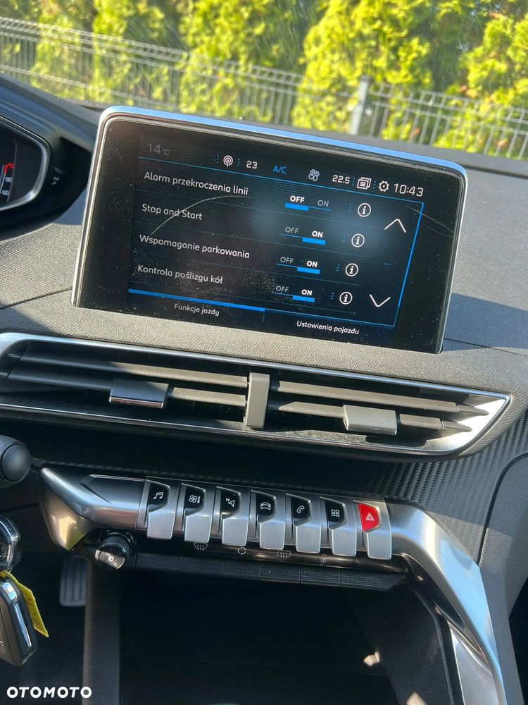 Peugeot 3008 - 11