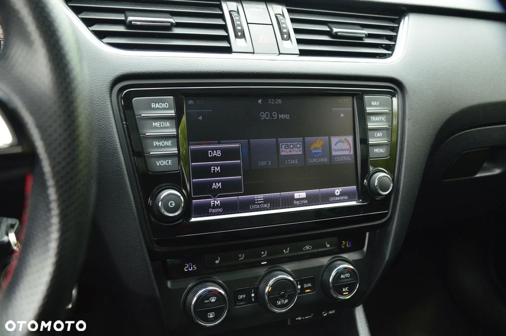 Skoda Octavia 2.0 TSI RS - 40