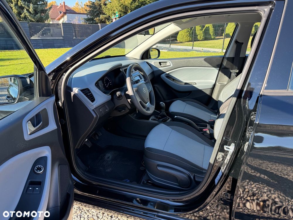 Hyundai i20 1.2 Classic - 22