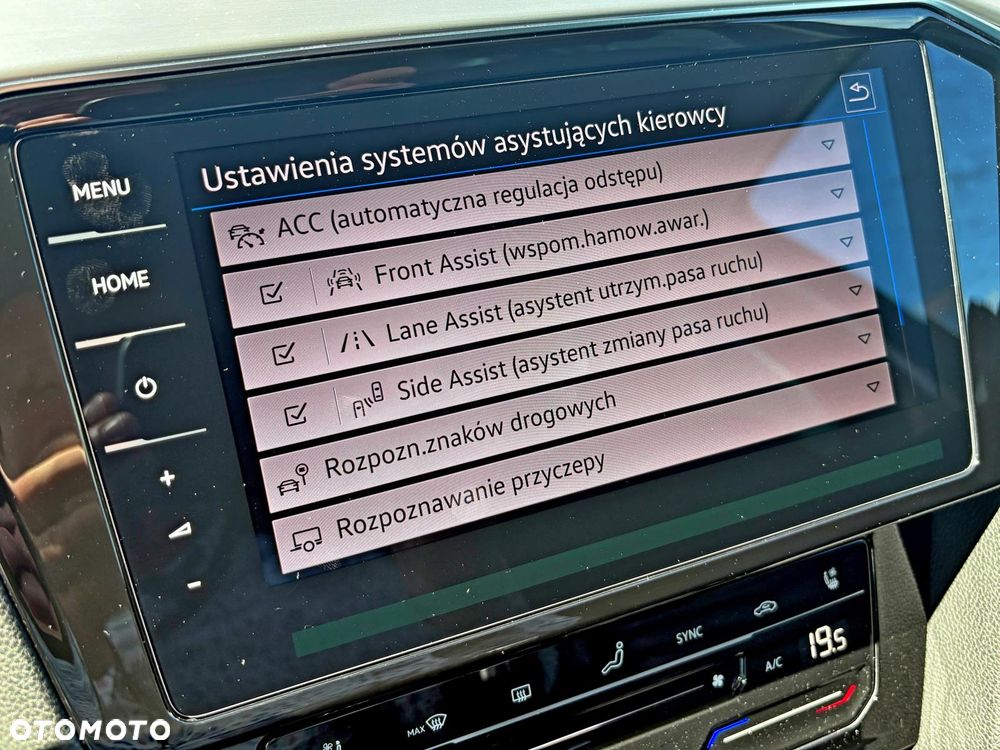 Volkswagen Passat Variant 2.0 TDI Elegance DSG - 27