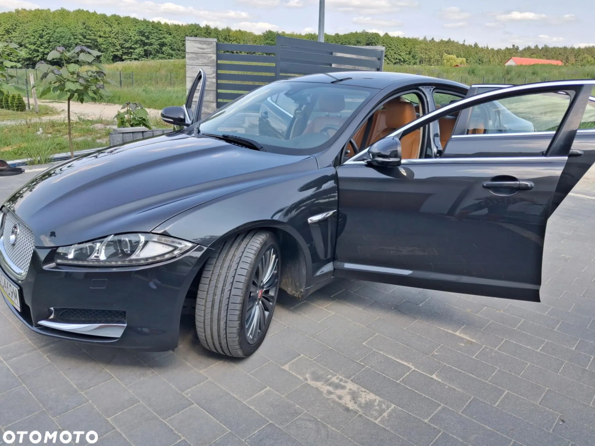 Jaguar XF - 1