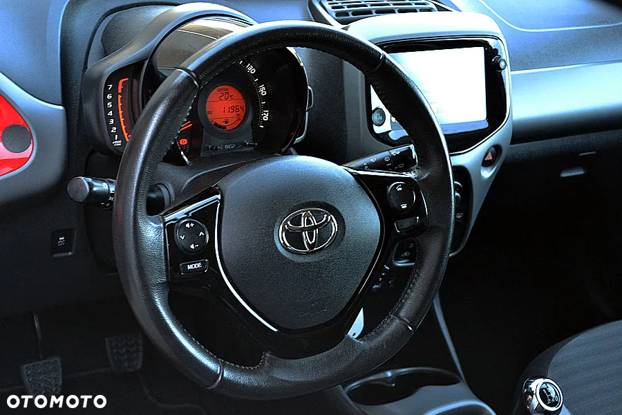 Toyota Aygo 1.0 VVT-i Black Edition - 12