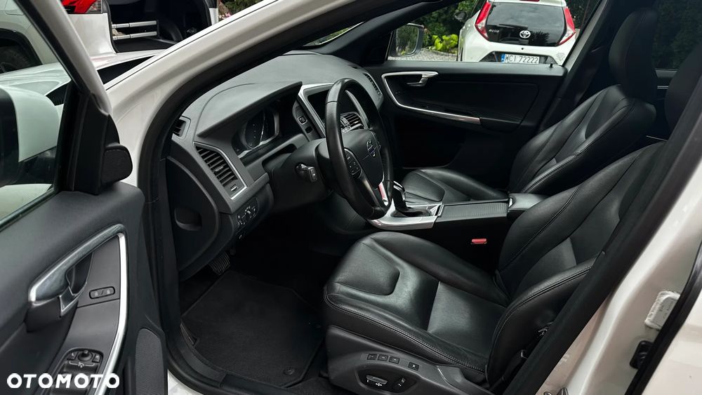 Volvo XC 60 D4 AWD Summum - 15