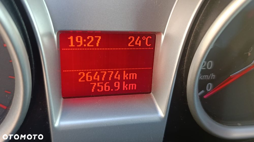 Ford Kuga 2.0 TDCi 2x4 Titanium - 18