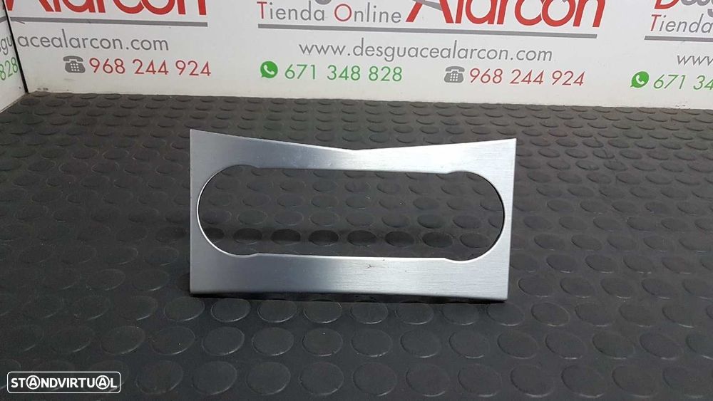 EMBELIZADOR MERCEDES CLASE C (W204) BERLINA C 200 CDI (204.007) - 4