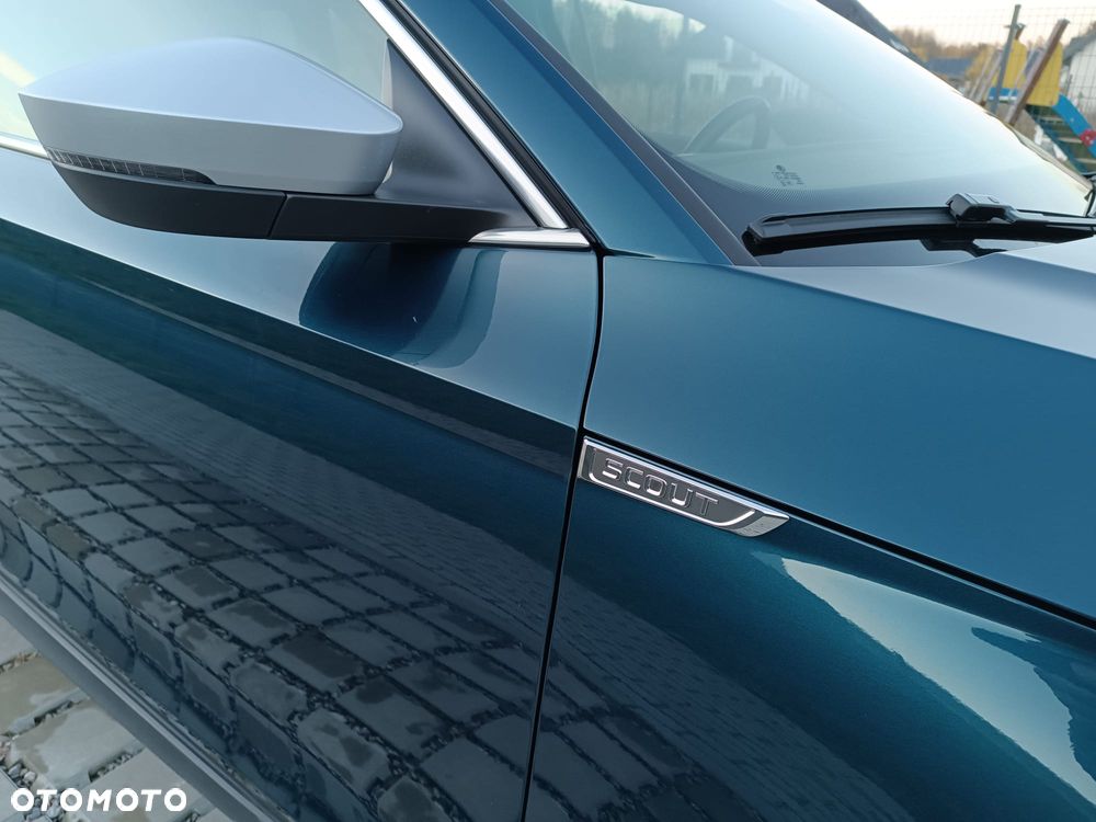 Skoda Octavia 2.0 TSI 4x4 Sportline DSG - 27