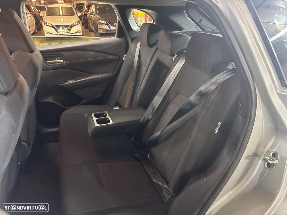 Nissan Qashqai 1.3 DIG-T Acenta - 8