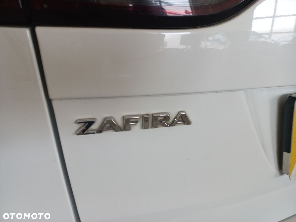 Opel Zafira 1.6 T Plus - 15