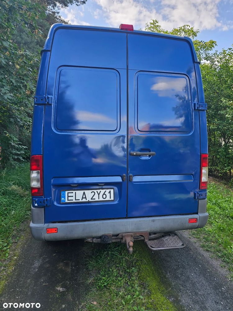 Mercedes-Benz Sprinter - 3
