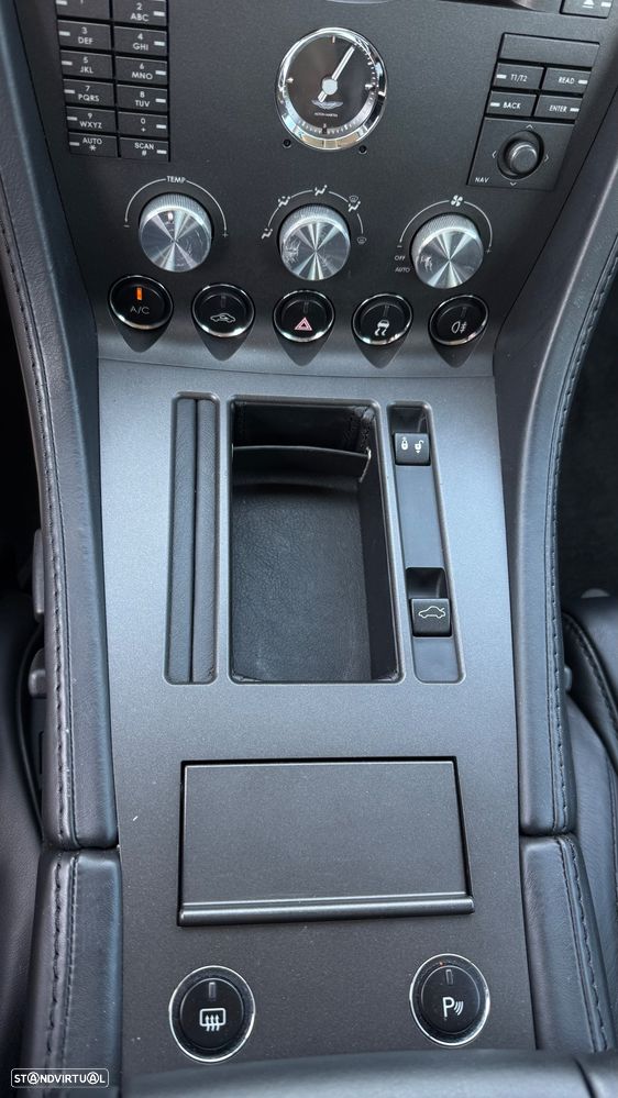 Aston Martin Vantage Coupe Sportshift - 25