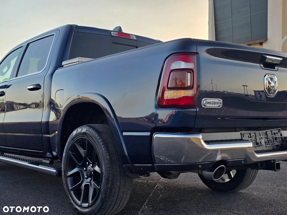 RAM 1500 Crew Cab Shortbed Longhorn - 8