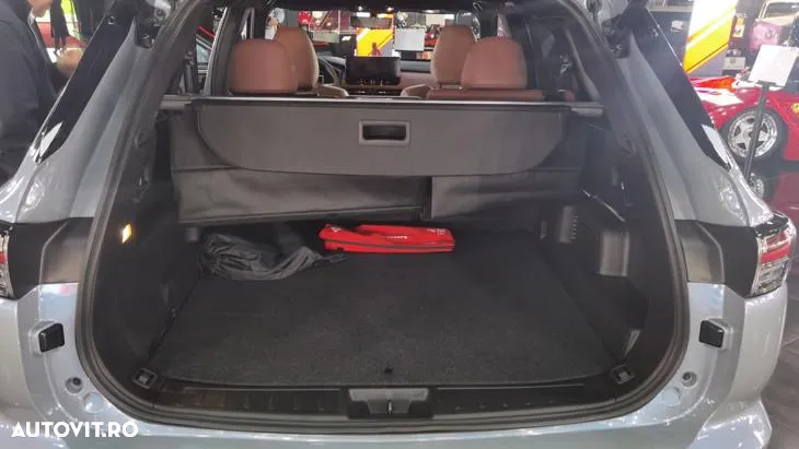 Mitsubishi Outlander 2.4 4WD Plug-In Hybrid Top - 15