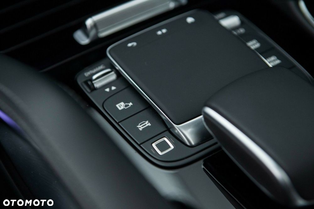 Mercedes-Benz GLE - 31