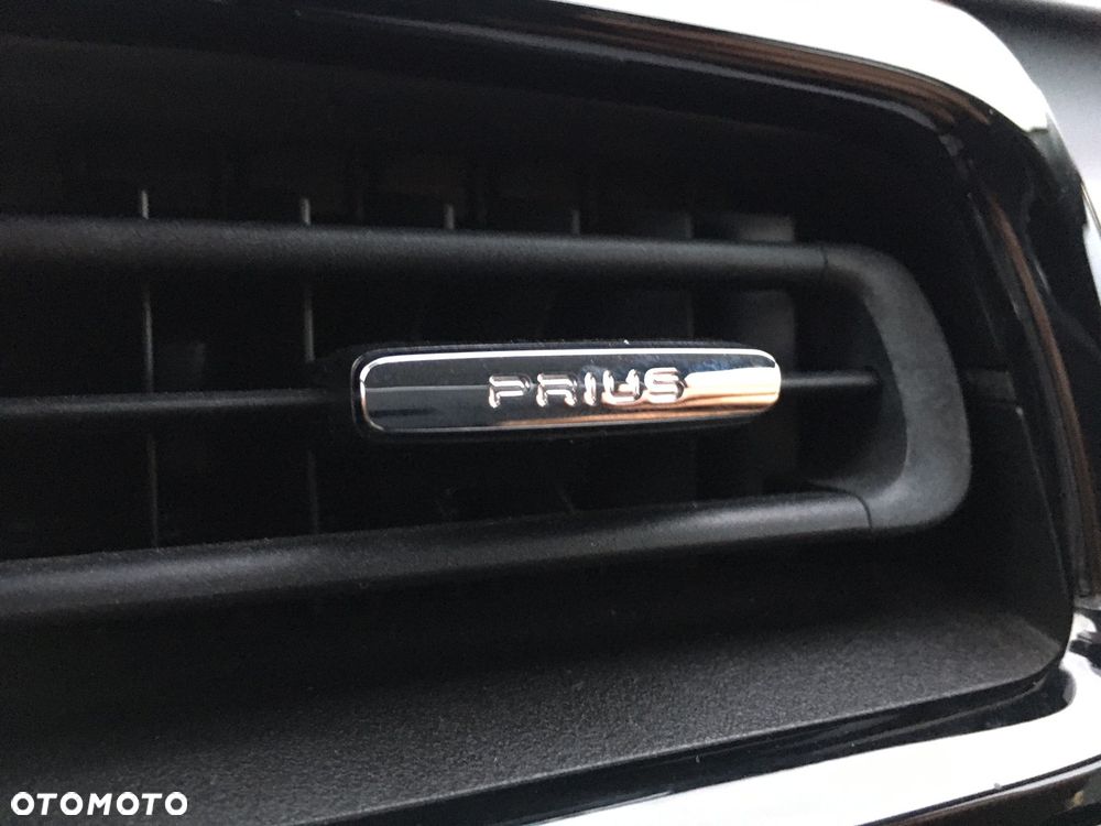Toyota Prius 1.8 Hybrid Prestige - 21