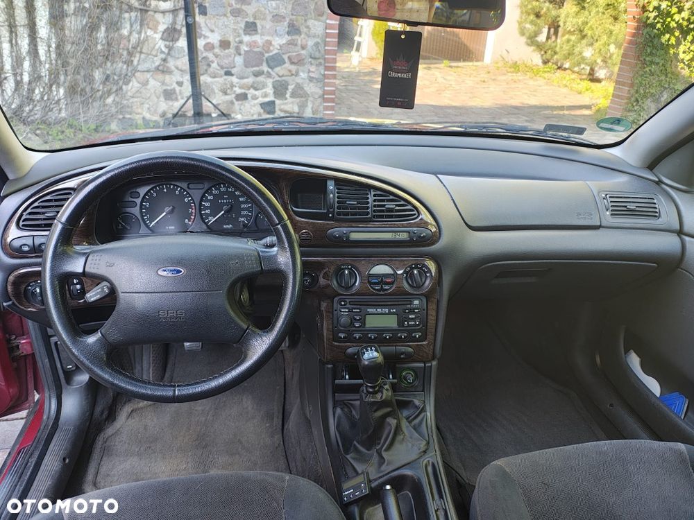 Ford Mondeo - 7