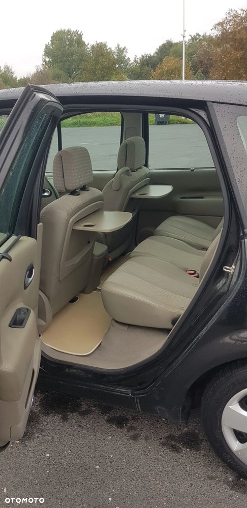 Renault Scenic 1.6 Luxe Expression - 17