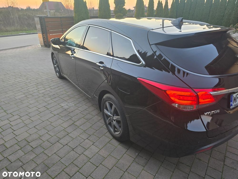 Hyundai i40 Kombi blue 1.7 CRDi Premium - 4