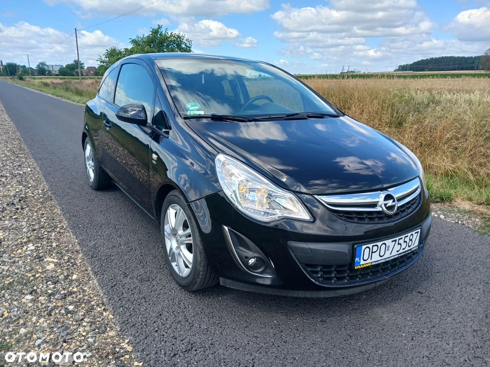 Opel Corsa 1.2 16V Color Edition - 1