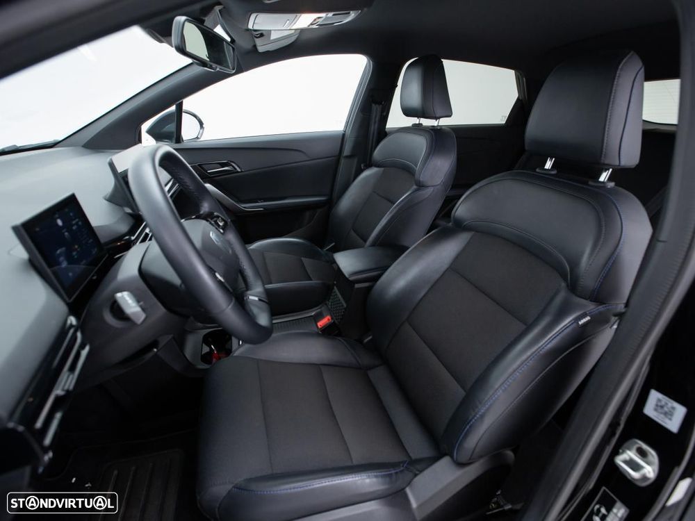 MG MG4 64 kWh Luxury - 8