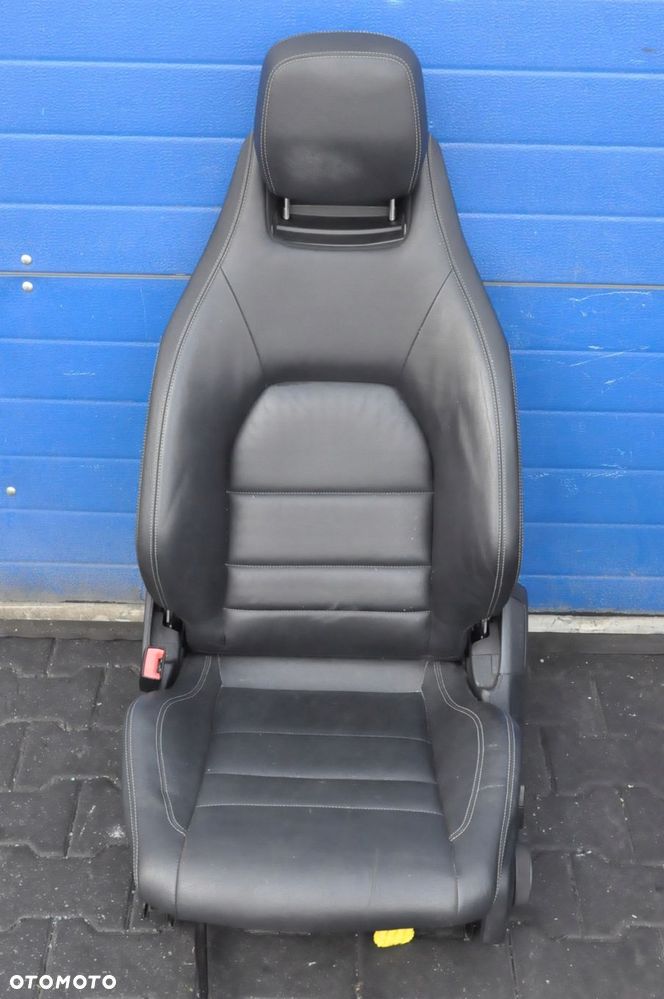 MERCEDES A207 FOTEL LEWY PRZÓD SKÓRA ANGLIK - 1