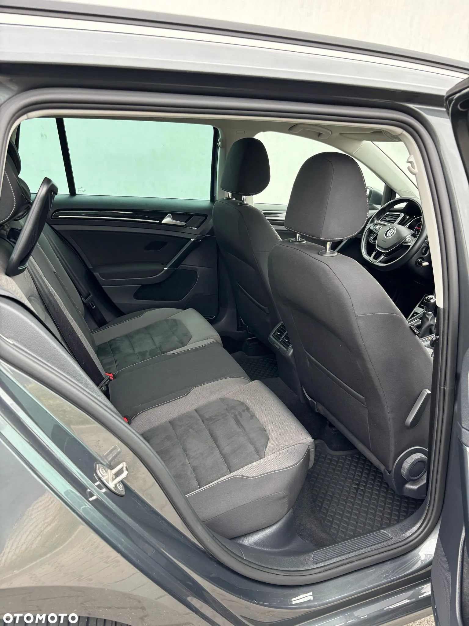 Volkswagen Golf VII 2.0 TDI BMT Highline - 14