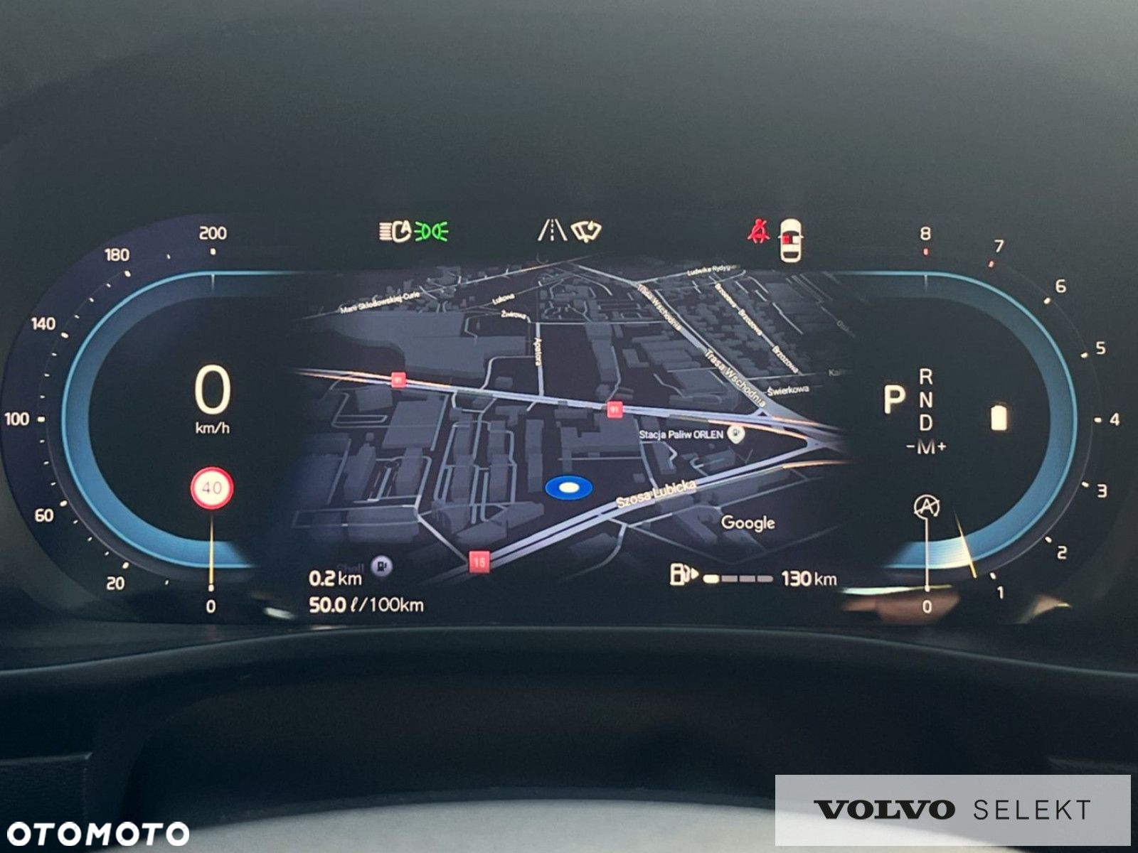 Volvo XC 40 - 25