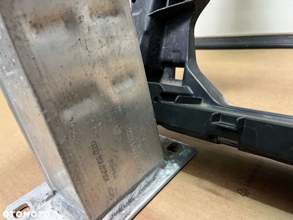 pas przedni audi q5 80a wzmocnienie zderzaka belka audi q5 80a 2016-2023r - 11