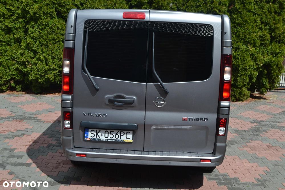Opel Vivaro L2H1 2,9t Elegance Premium - 12