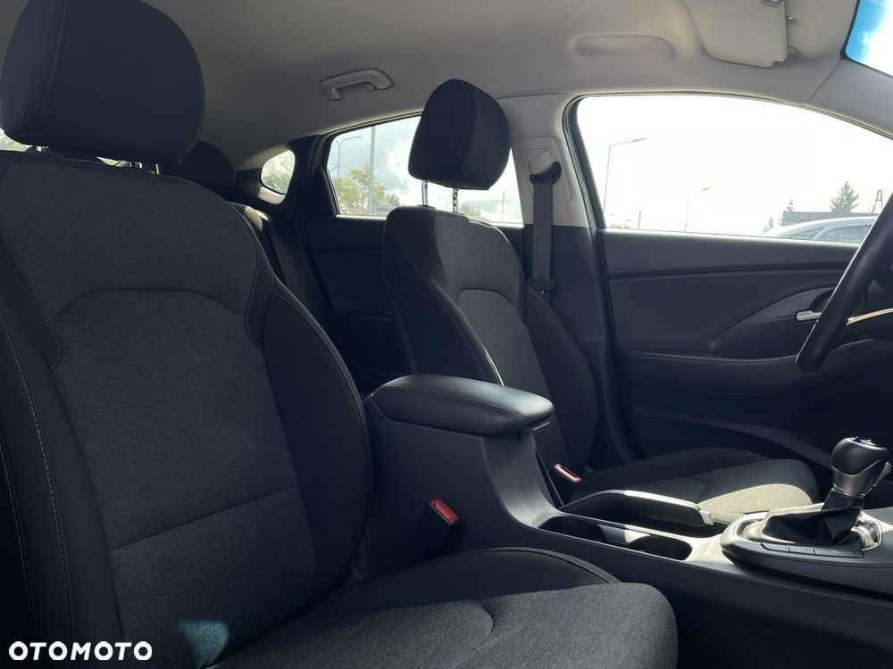 Hyundai i30 - 17