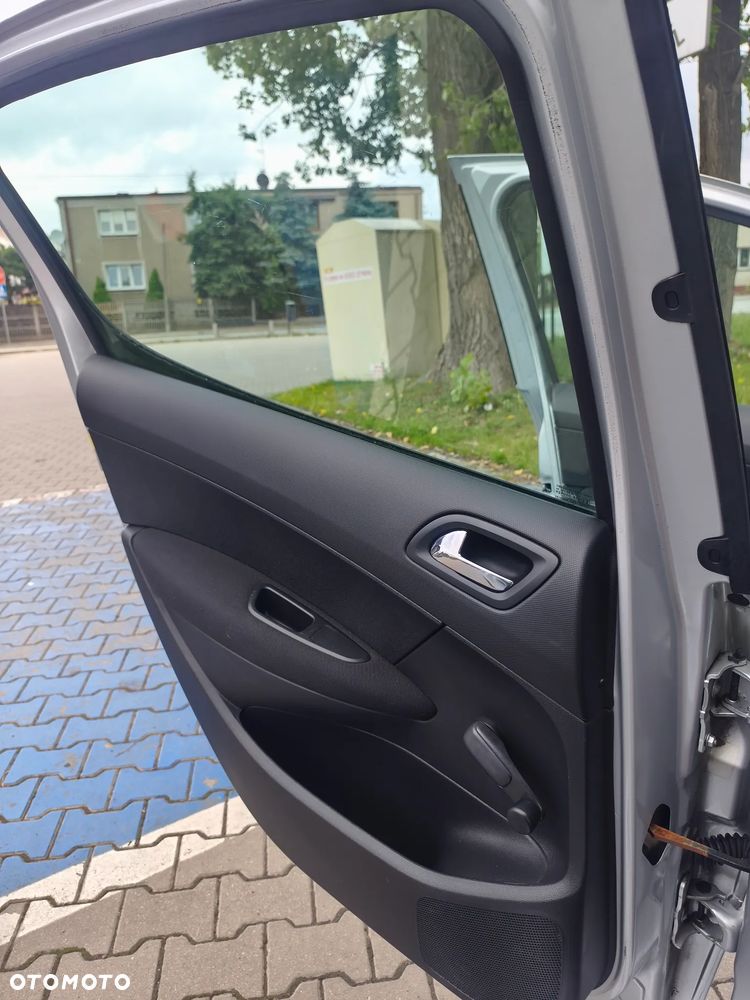 Peugeot 308 1.6 HDi Trendy - 6
