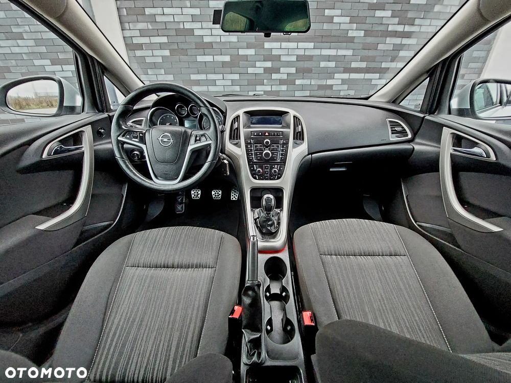 Opel Astra 1.4 T Cosmo - 7