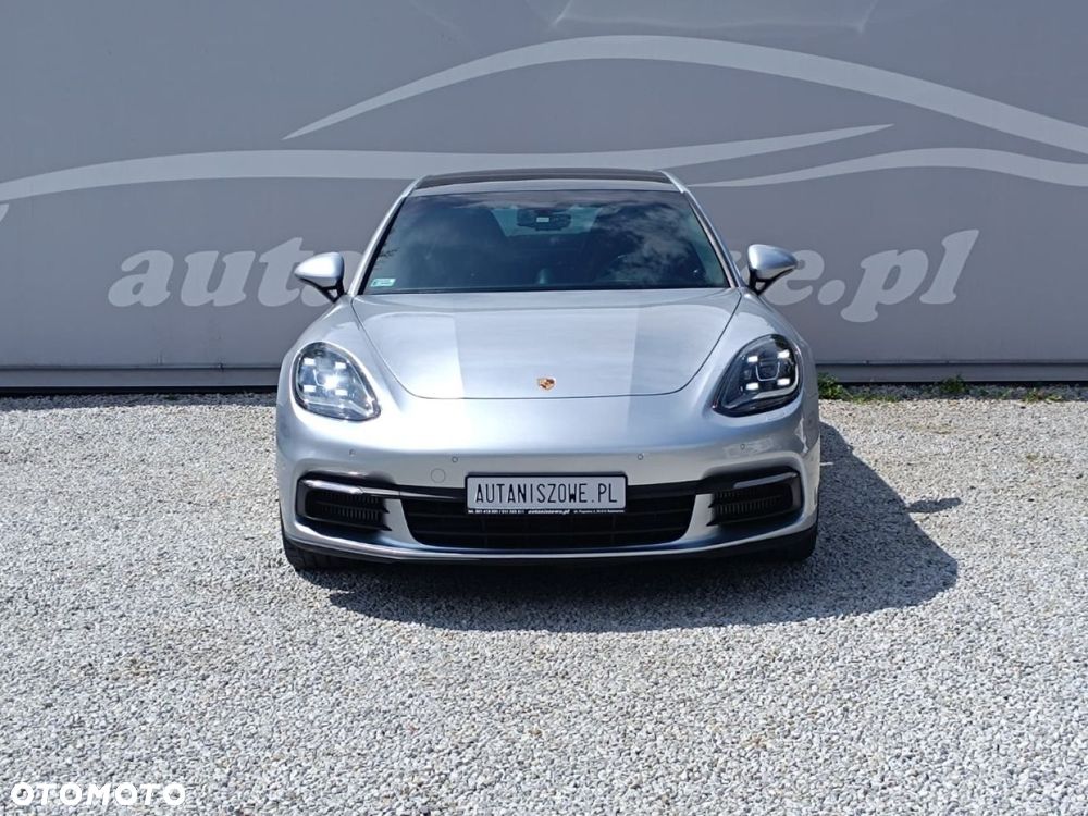 Porsche Panamera - 11