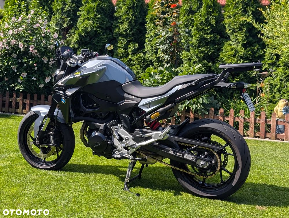 BMW F - 3