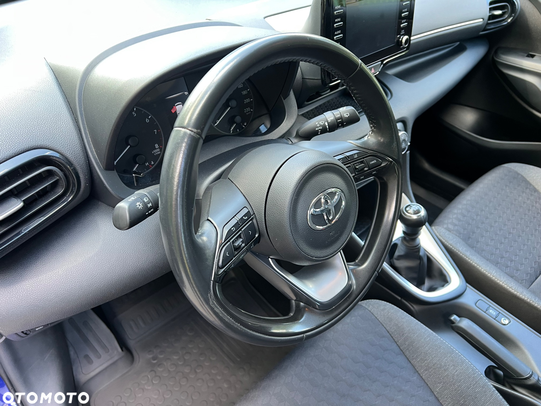 Toyota Yaris 1.5 Comfort - 16