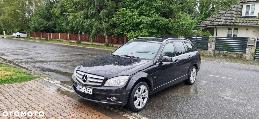 Mercedes-Benz Klasa C 180 CGI Automatik BlueEFFICIENCY Avantgarde - 4