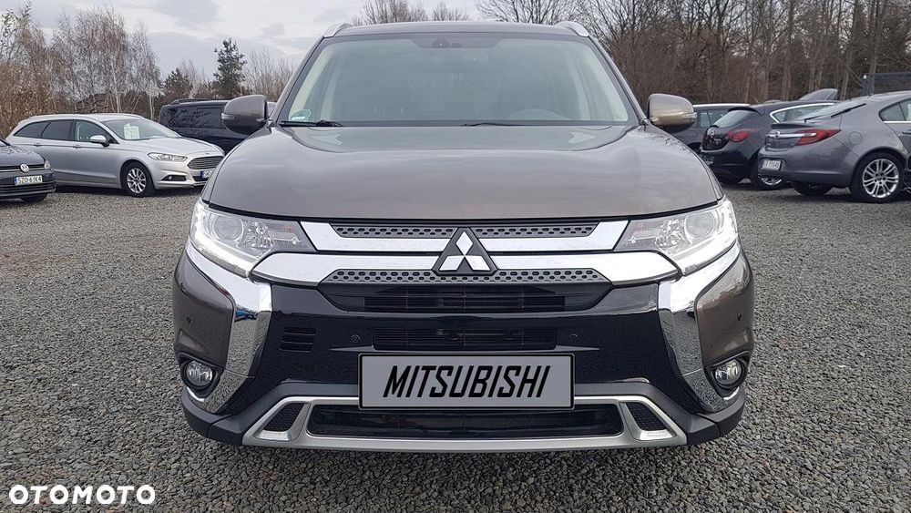 Mitsubishi Outlander 2.0 2WD CVT Spirit - 10