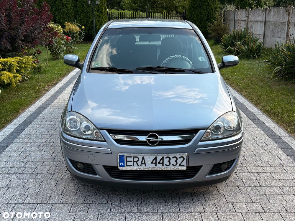 Opel Corsa 1.2 16V Silverline - 2
