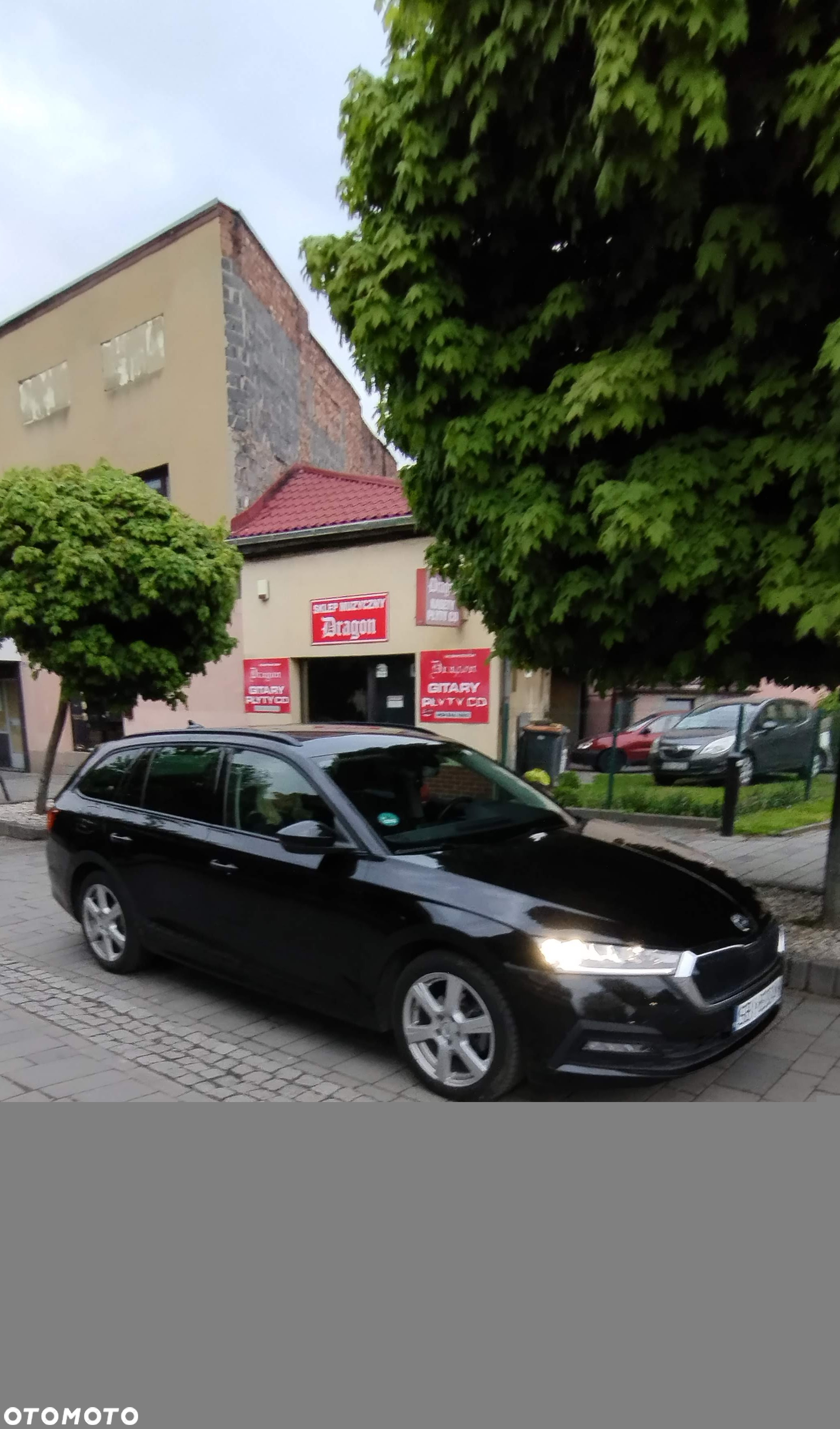 Skoda Octavia Combi 2.0 TDI Ambition - 28