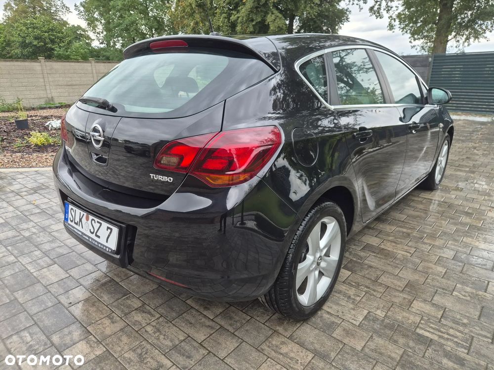 Opel Astra 1.4 T Cosmo - 3