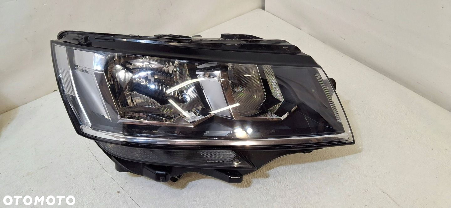 LAMPA PRZÓD PRZEDNIA PRAWA VW T6.1 ZWYKŁA 7L1941006B - 2