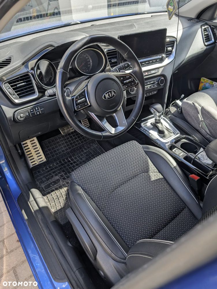 Kia Ceed 1.5 T-GDI L Business Line DCT - 14