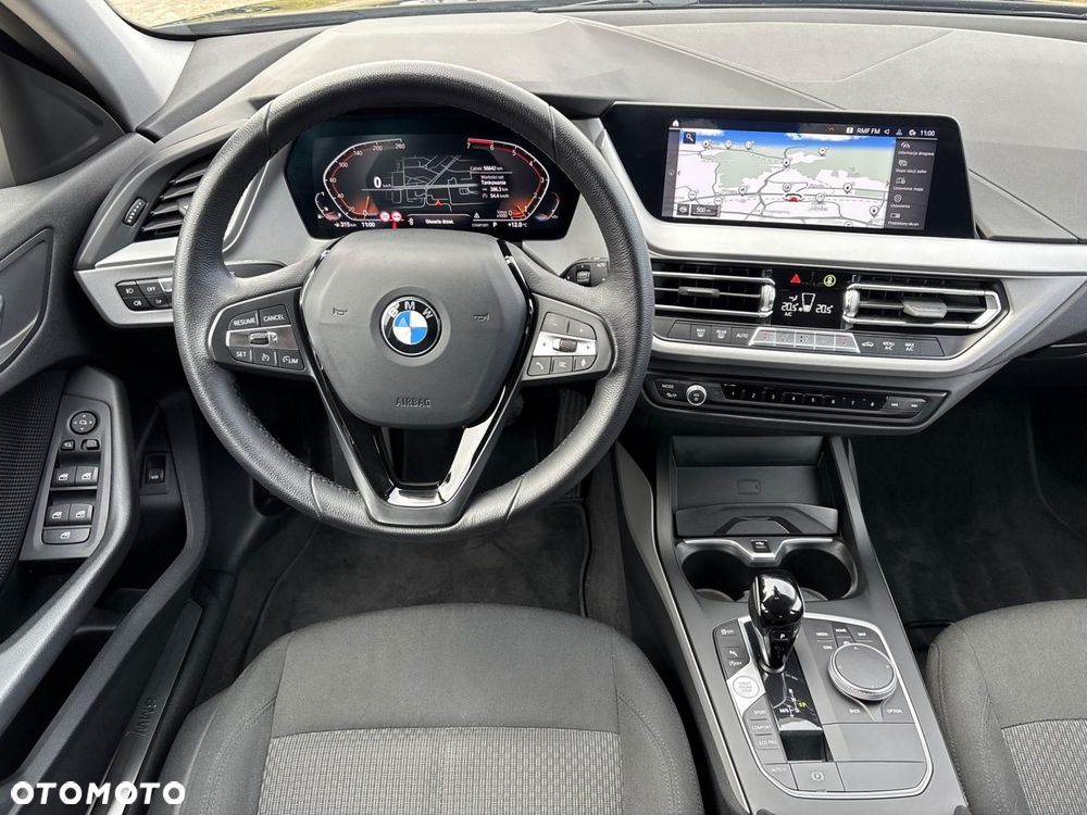 BMW Seria 1 120i Advantage - 5