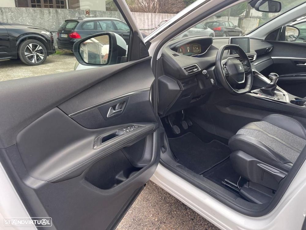 Peugeot 3008 1.6 BlueHDi Allure - 9